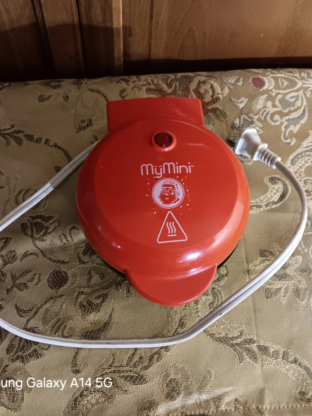 Red Mini Waffle Maker — Compact Holiday Kitchen Tool